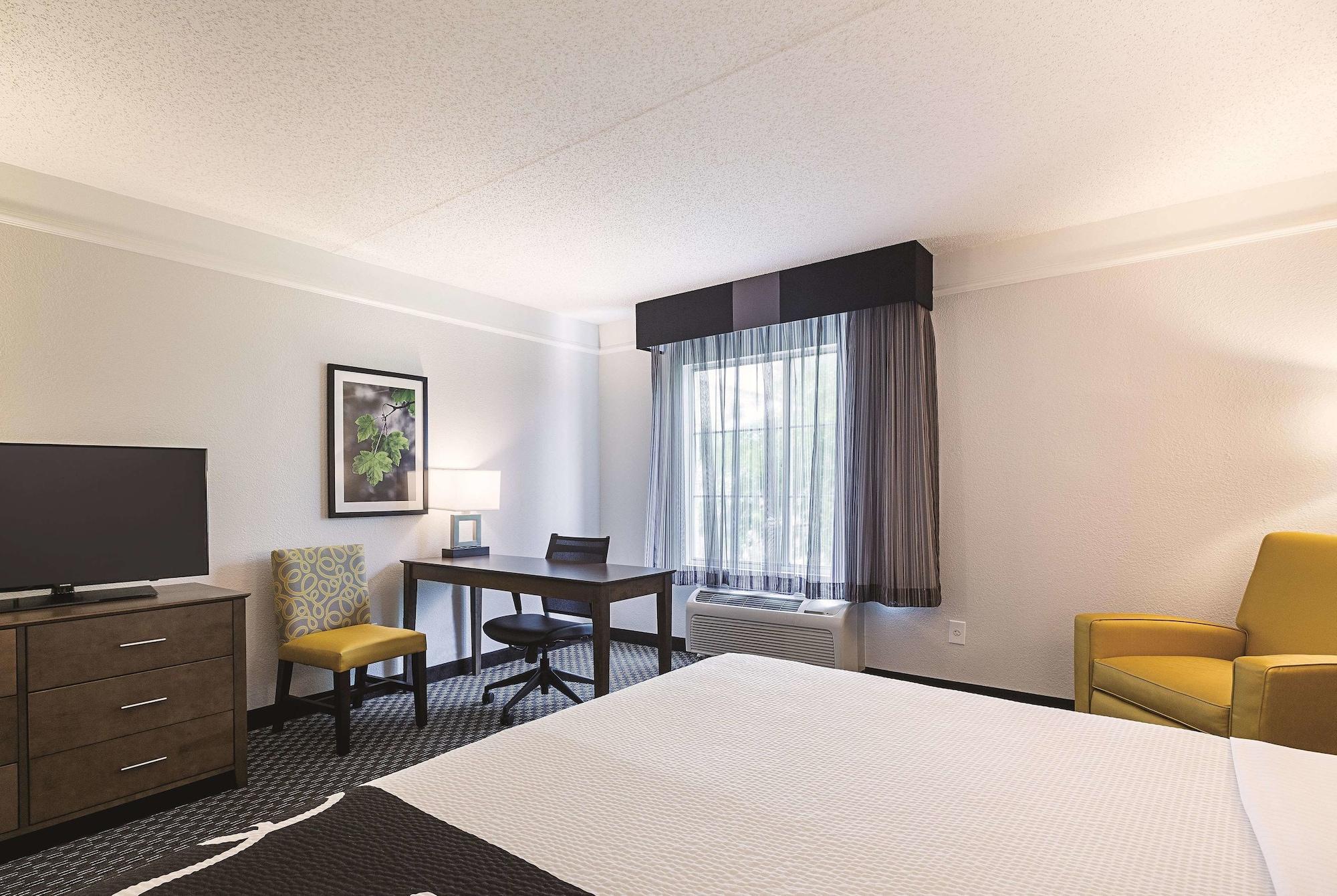 La Quinta By Wyndham Dallas Plano West Экстерьер фото