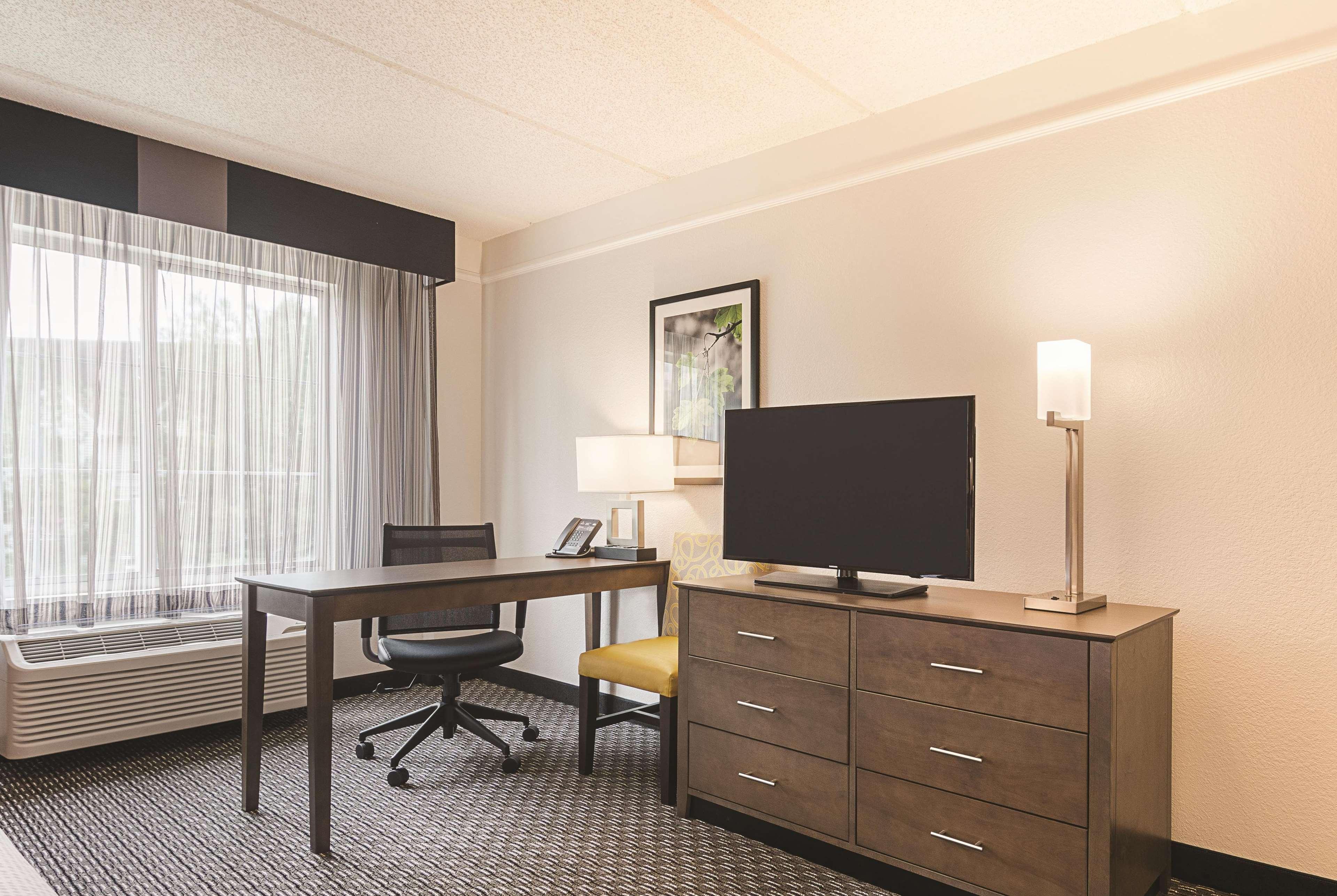 La Quinta By Wyndham Dallas Plano West Экстерьер фото