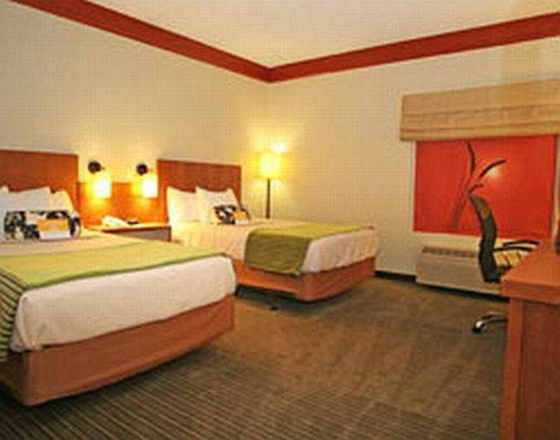 La Quinta By Wyndham Dallas Plano West Экстерьер фото